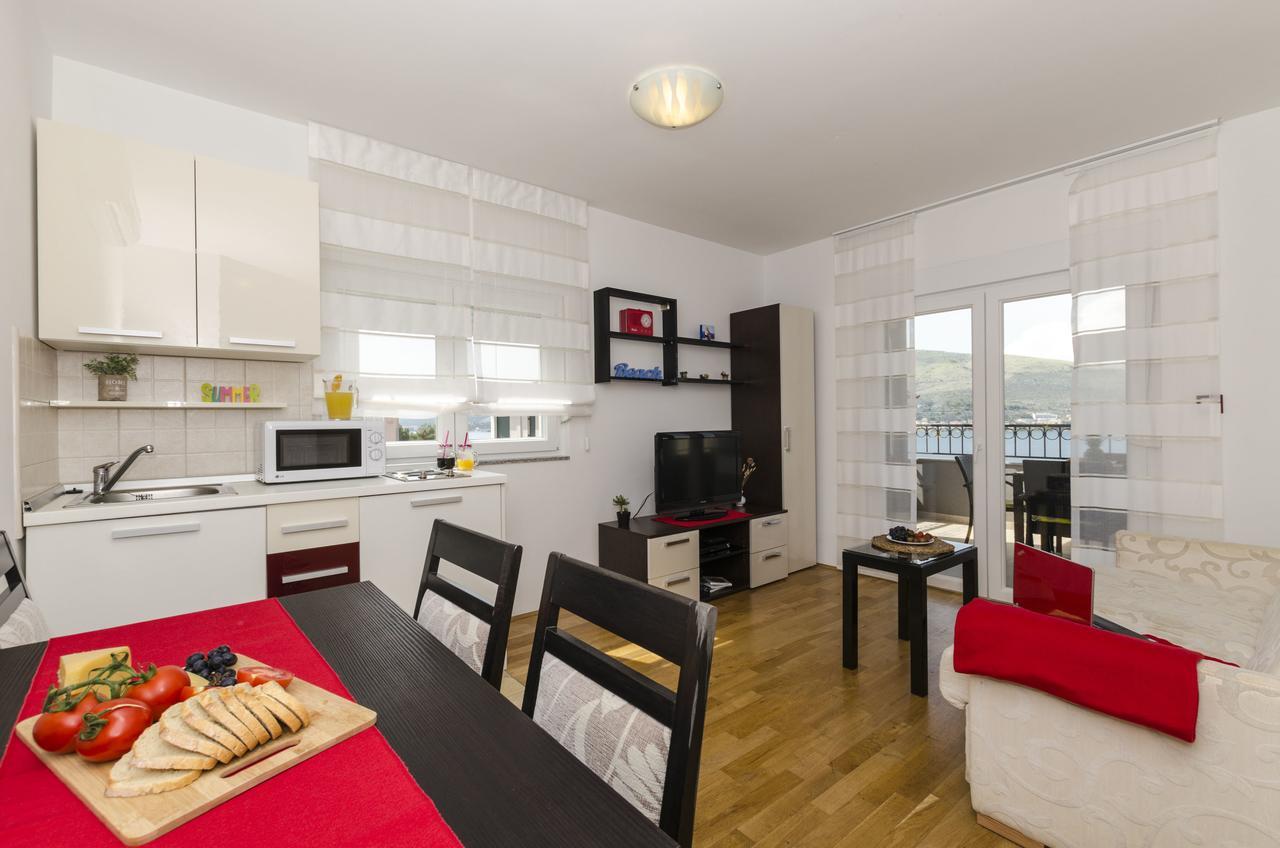 Apartments Maja Donji Okrug  Екстериор снимка