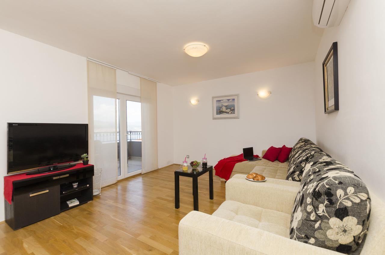 Apartments Maja Donji Okrug  Екстериор снимка