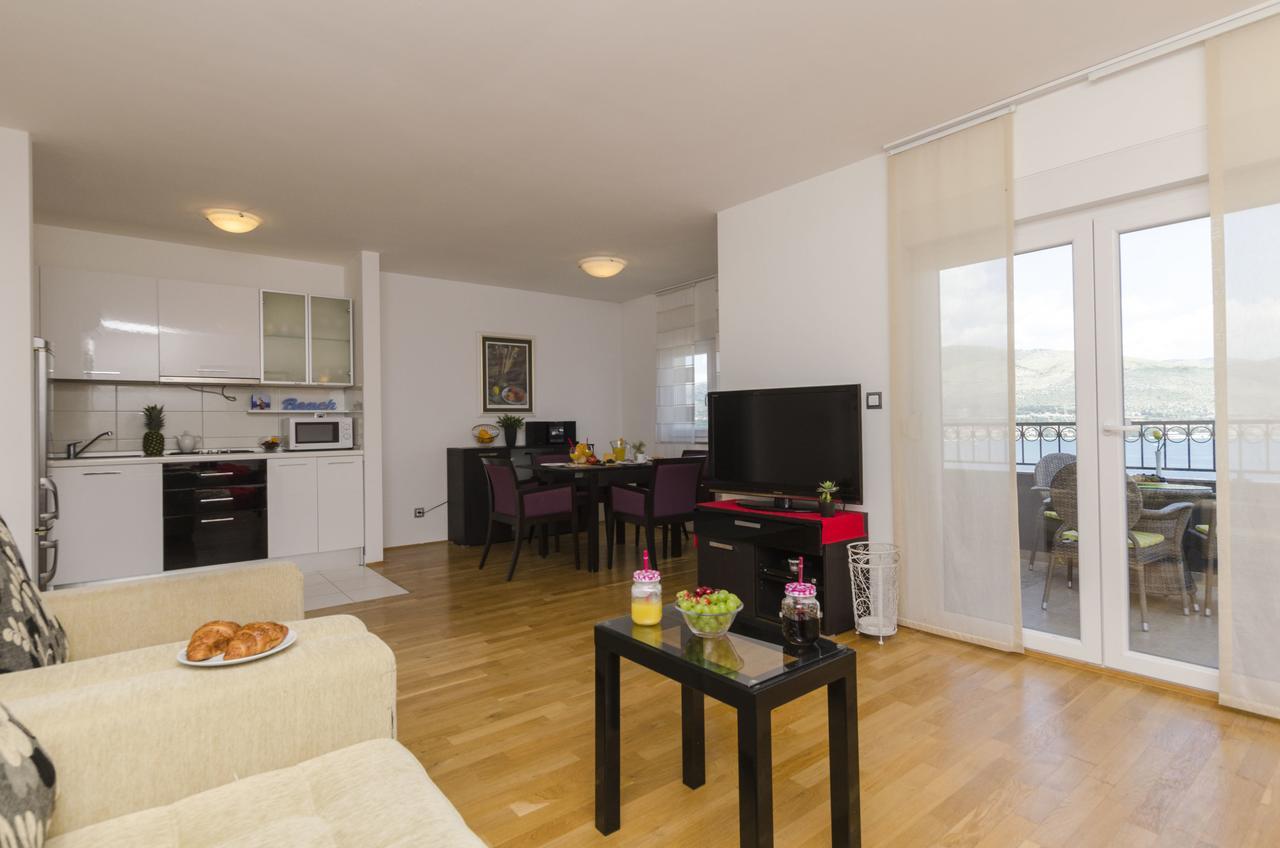 Apartments Maja Donji Okrug  Екстериор снимка