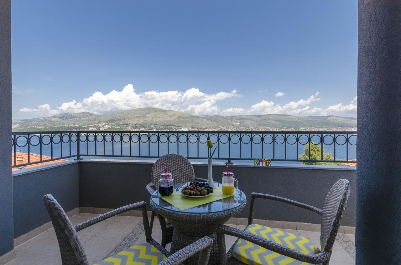 Apartments Maja Donji Okrug  Екстериор снимка