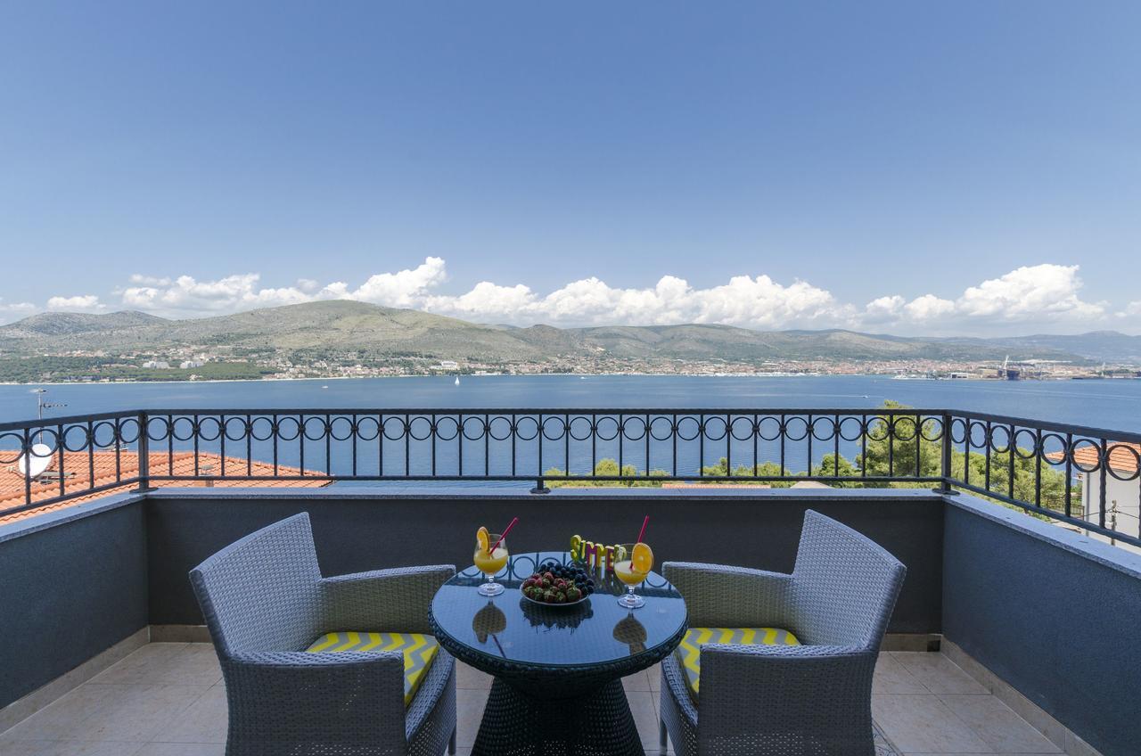 Apartments Maja Donji Okrug  Екстериор снимка
