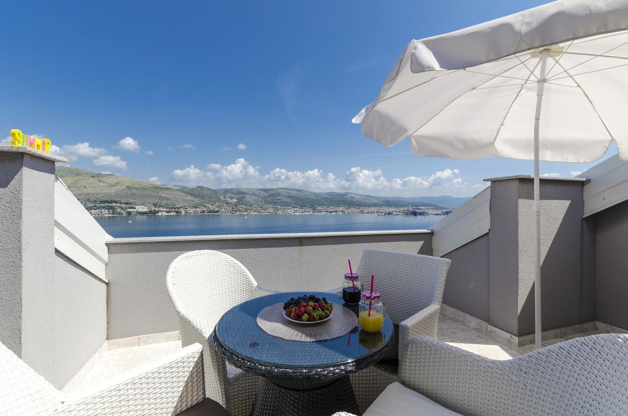 Apartments Maja Donji Okrug  Екстериор снимка