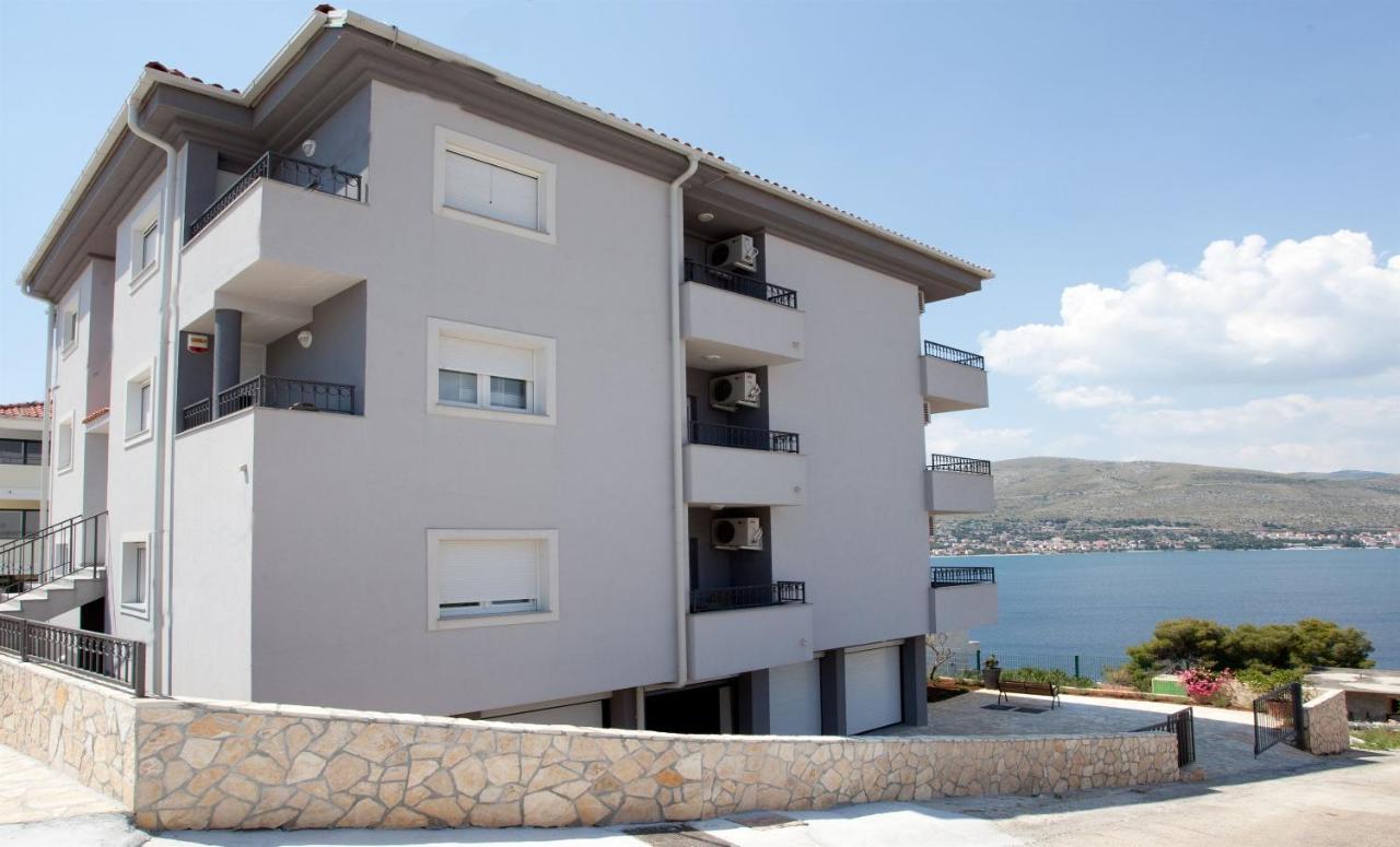 Apartments Maja Donji Okrug  Екстериор снимка